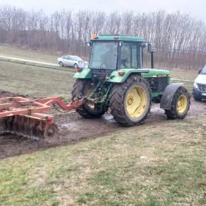 Traktor John Deere 3650