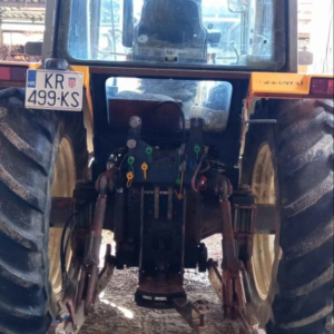 Traktor Renault 10654