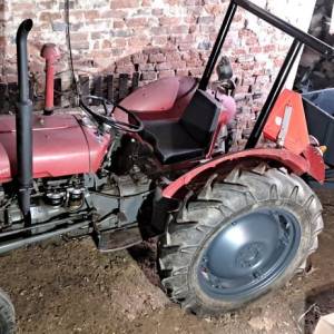 TRAKTRO IMT 539 DE LUXE