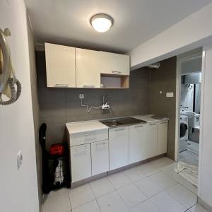 Trešnjevka, Kranjčevićeva ul. - Adaptiran 1,5 soban stan 30 m2!