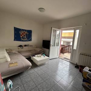 Trnava - zaseban stan u prizemlju kuće - 75 m2!