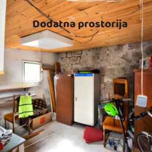 VAROŠ - 2 stana pogled na more, dvor i potencijal nadogradnje