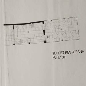 ZABLAĆE (1. red do mora): Resort; Vila, bazen, apartmani, tenis teren