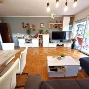 Zagreb - G.Vrapče, 2-sobni stan 65m2, balkon, 2VPM