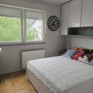 Zagreb - G.Vrapče, 2-sobni stan 65m2, balkon, 2VPM