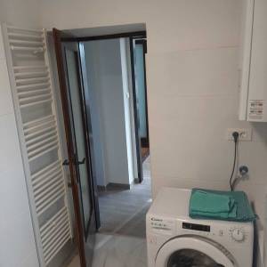 Zagreb - Istarska ulica stan 53m2, prostrana terasa, 2 kupaonice