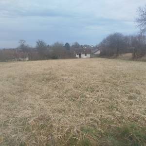 Zemljište s kućom za odmor