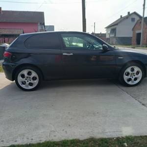 Alfa Romeo 147 1.9 JTDm