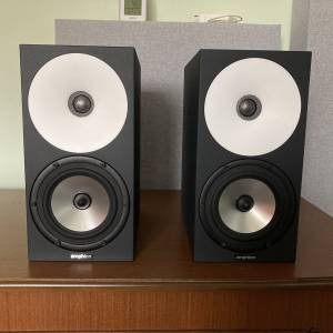 Amphion One15 studijski zvučnici sa Amp100 pojačalom i kablovima