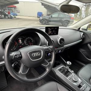 Audi A3 1.6 TDI Ambiente, 2014g, reg 08/26, Multimedija, Alu, Dvozonsk