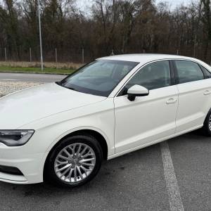 Audi A3 1.6 TDI Ambiente, 2014g, reg 08/26, Multimedija, Alu, Dvozonsk