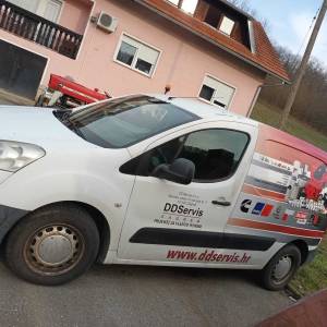 Auto u solidno stanju