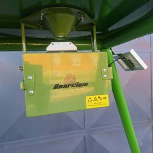 Automatska hranilica za divljač