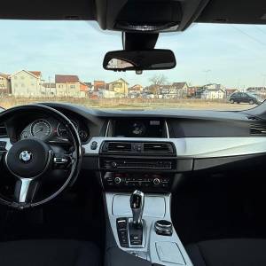BMW 525D LCI REDIZAJN XDRIVE 218 KS REG GOD DANA M PAKET-HEAD UP-360KA