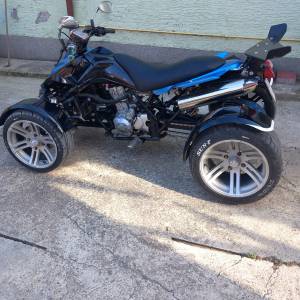 četverokotač spy racing