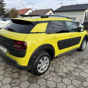 Citroën C4 Cactus SHINE 1,6 BlueHDi - NOVA REGA, NAVIGACIJA, UREDAN