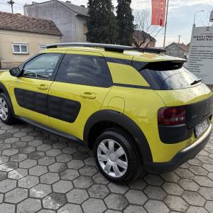 Citroën C4 Cactus SHINE 1,6 BlueHDi - NOVA REGA, NAVIGACIJA, UREDAN