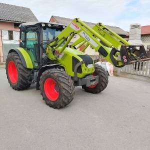 Claas Axos 330