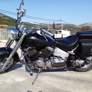 Dragstar 650__14 g.vlasnik_28tkm_reg 5/26_oprema_GRATIS kožna odijela