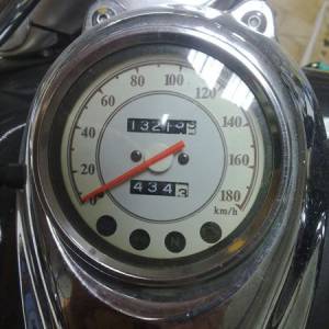 Dragstar 650__14 g.vlasnik_28tkm_reg 5/26_oprema_GRATIS kožna odijela