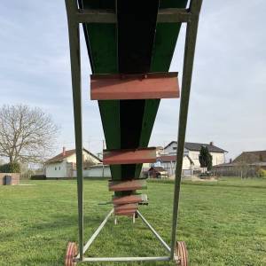 Elevator (transporter) za kukuruz 6m