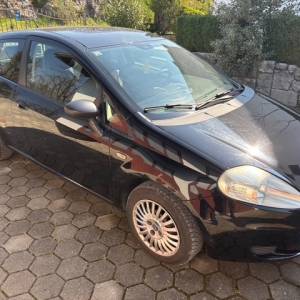 Fiat Grande Punto 1,4 57 kW 2006.god reg.do 31/7/26 203000 km,klima