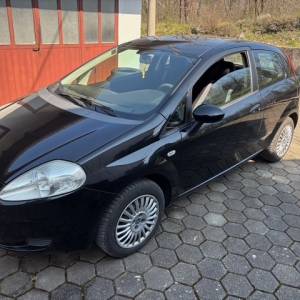 Fiat Grande Punto 1,4 57 kW 2006.god reg.do 31/7/26 203000 km,klima
