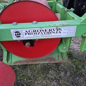 Gredičar - polagač folije