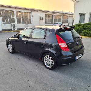 Hyundai i30 1.6 benzin