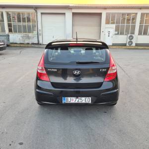 Hyundai i30 1.6 benzin