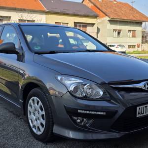 HYUNDAI I30 1,6 CRDI