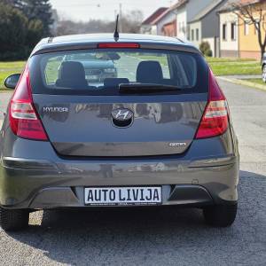 HYUNDAI I30 1,6 CRDI