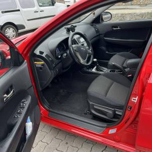 Hyundai i30 2010