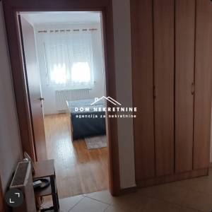 IZNAJMLJUJE SE DVOSOBNI STAN U OSIJEKU