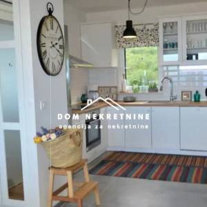 IZNAJMLJUJE SE STAN U MAKARSKOJ