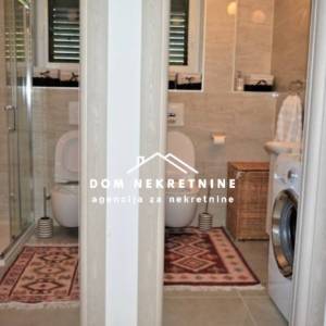 IZNAJMLJUJE SE STAN U MAKARSKOJ