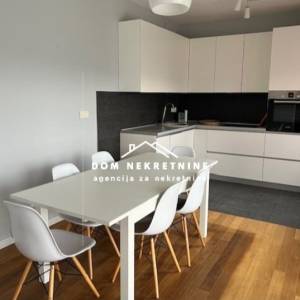 IZNAJMLJUJE SE STAN U ZAGREBU ( VRHOVEC )