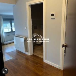 IZNAJMLJUJE SE STAN U ZAGREBU ( VRHOVEC )