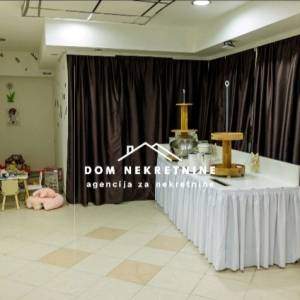 IZNAJMLJUJE SE SVEČANA SALA U OSIJEKU