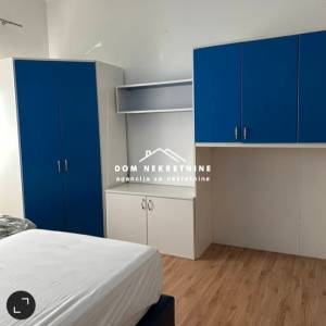 IZNAJMLJUJE SE TROSOBNI STAN U OSIJEKU U CENTRU