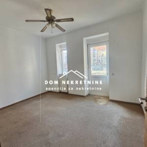 IZNAJMLJUJE SE TROSOBNI STAN U ZAGREBU