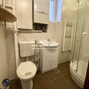 IZNAJMLJUJE SE TROSOBNI STAN U ZAGREBU