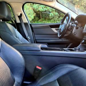 JAGUAR  XF 3.0 D      Prestige (zamjena za SUV)