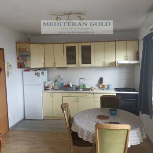 Kaštel Gomilica, dvosoban stan