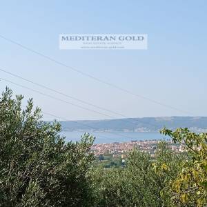 Kaštel Stari, prodaje se atraktivno poljoprivredno zemljište, pogled