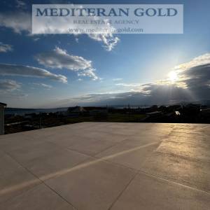 Kuća: Kaštel Gomilica,na dvije etaže,u izgradnji sa planiranim bazenom