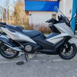 KYMCO AK550, 2017. god., srebrni mat metalik, odličan