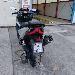 KYMCO AK550, 2017. god., srebrni mat metalik, odličan