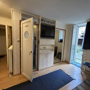 MARTIĆEVA ULICA - 2-soban i namješten stan 36 m2 s terasom + spremište