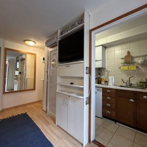 MARTIĆEVA ULICA - 2-soban i namješten stan 36 m2 s terasom + spremište